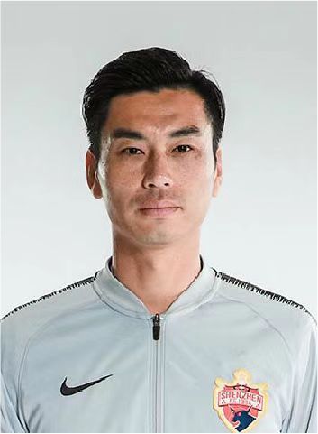 丰裕纵满的杨贵杞